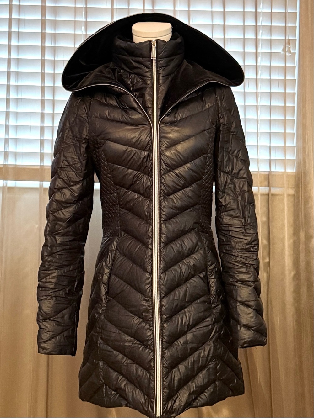 Laundry By Shelli Segal Black Hooded Quilted Puffer Coat